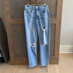 American Eagle Mom Straight Jean
